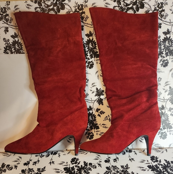 Red heeled boots  b10 - Picture 5 of 13